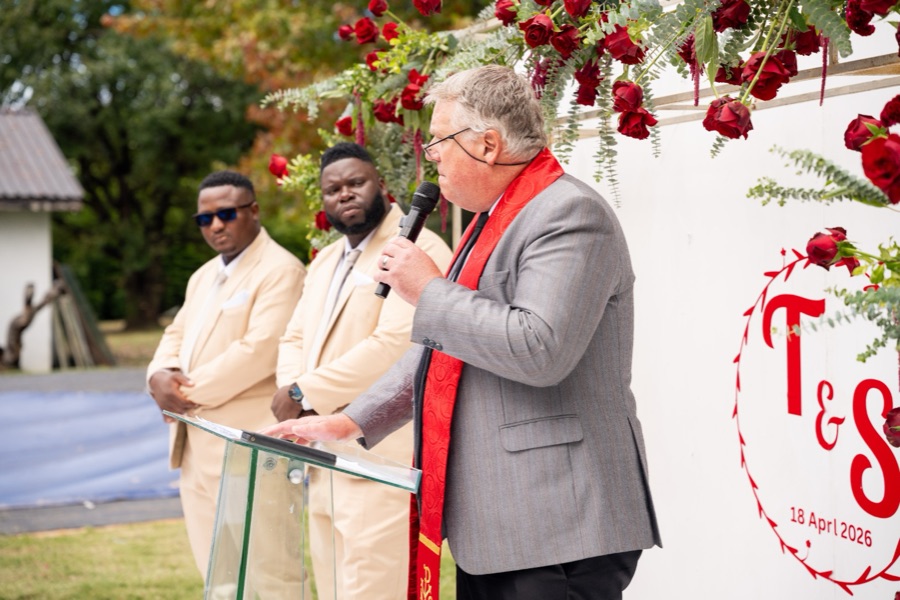 Wedding ceremony by Dr. Gerrit Rademeyer in Citrusdal